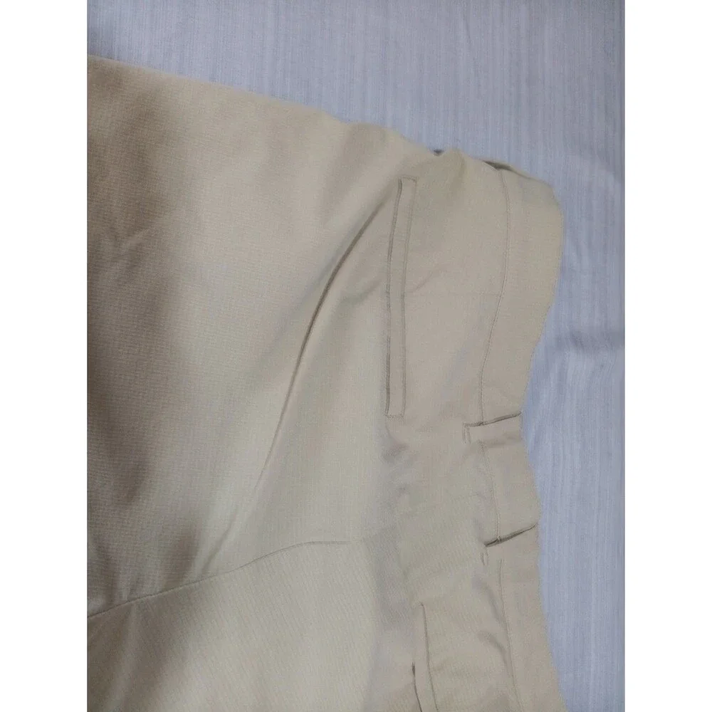 Tommy Bahama Cargo Shorts Mens Size 38 Tan Ripstop Travel Hiking Outdoor